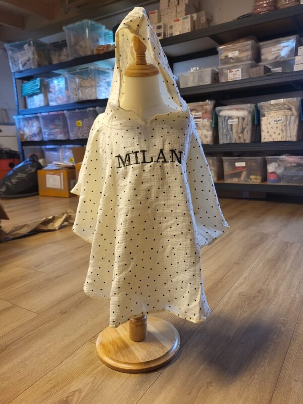 Badponcho in tien varianten - met optie tot borduren